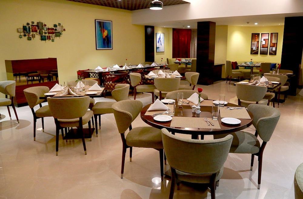Welcomhotel By Itc Hotels, Rama International, Aurangabad Екстер'єр фото